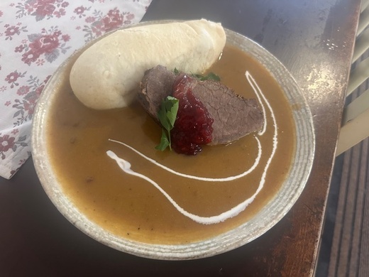 Hovězí svíčková / Svíčková sauce